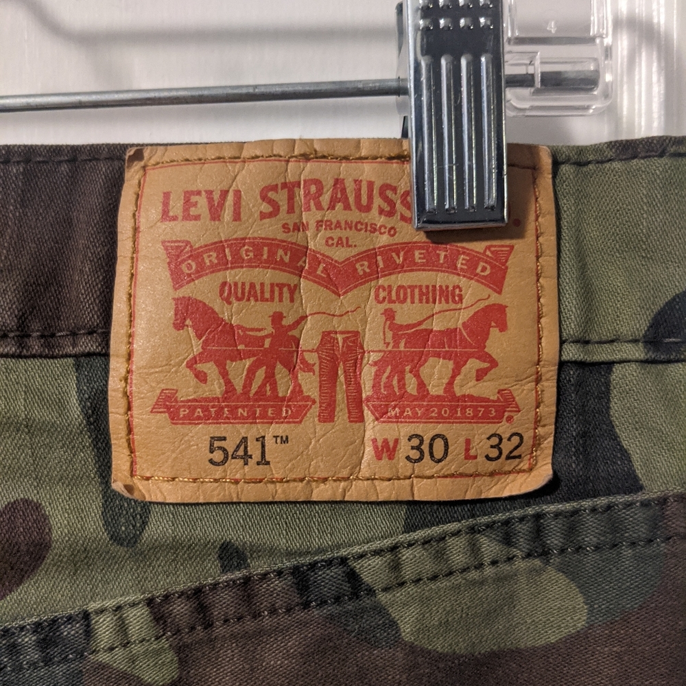 Levi's 541 cameo jeans